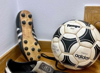 I always loved the Adidas Tango Ball ️