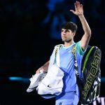 The Nito ATP Finals frist round concluded in Turin. Alcaraz in a shock loss in straight sets vs Casper Ruud. The Lity says he was feeling sick Eish. He now has to beat both Zverev and Rublev. In other group Medvedev had a meltdown and lost to Fritz. Sinner looking the favourite with his home crowd behind him.#atpmasters #turin #atpfinals