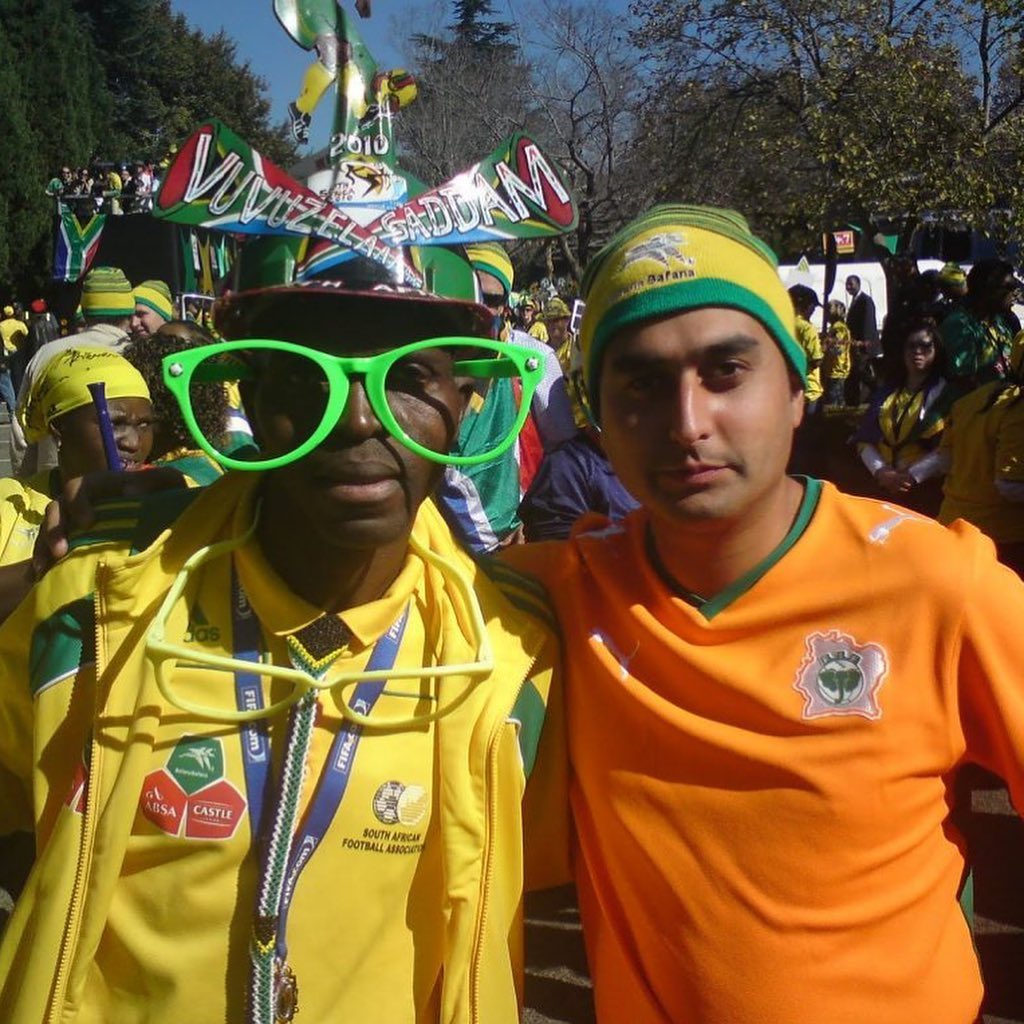 Bafana Bafana Parade in the Streets is Sandton Cityhttp://swoosh0018.com/?p=2602———————————————————————— The United We Stand campaign was a joint initiative between Primedia Broadcasting, Southern Sun and Supersport. Thousands, and i literally mean Thousands took to the streets all over the county to show there support for Bafana Bafana! It was an awesome experience, Myself, Killa and Moe Banjo got in the thick of things and made our way into Grayston Hotel and met the players before they boarded the bus! It was mesmerizing to see the support! At the hotel we met loads of fans and Celebs as you can see in the gallery below. But Amazing..We felt it and 2010 has arrived.The dream has become a reality.South Africa and particularly Sandton was buzzing.I didnt want this day to end and we just enjoyed the Parade. We started at the Team hotel. Celebs met us. Then we hit the streets. South Africa could feel itAfrica could feel it#bafanabafana #sa2010 #fifaworldcup #fifa2010 #2010worldcup #sandton #jhb #bafanastreetparade #uniteforafrica #adrica #worldcup #2010 #footballfans #vuvuzela #soccer #southafrica