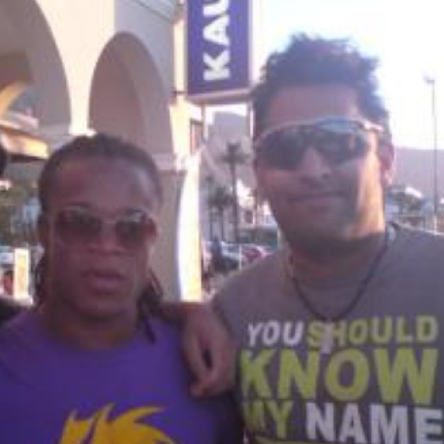 Swooshing it up with former juve and the man that used to drive holland from midfield Edgar Davids