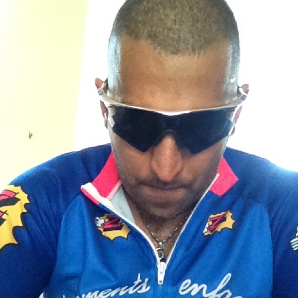After 20 km ride after injury.Tuff. Wearing my team Z legendary