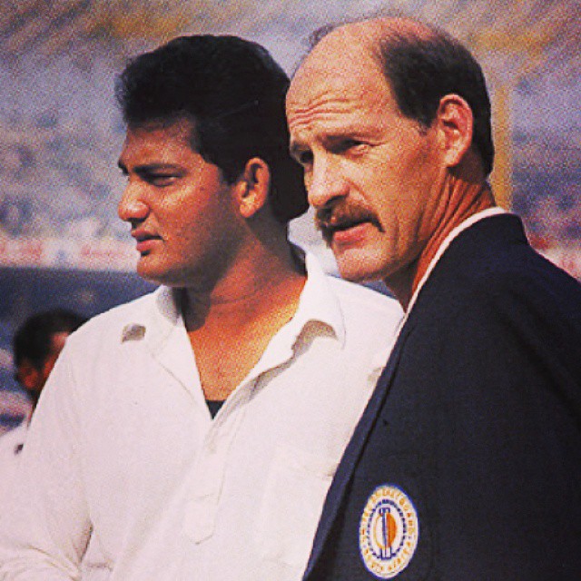 RIP CLIVE CHAVEL RICE. wen we played in gardens and on the streets someone wanted to be Clive Rice