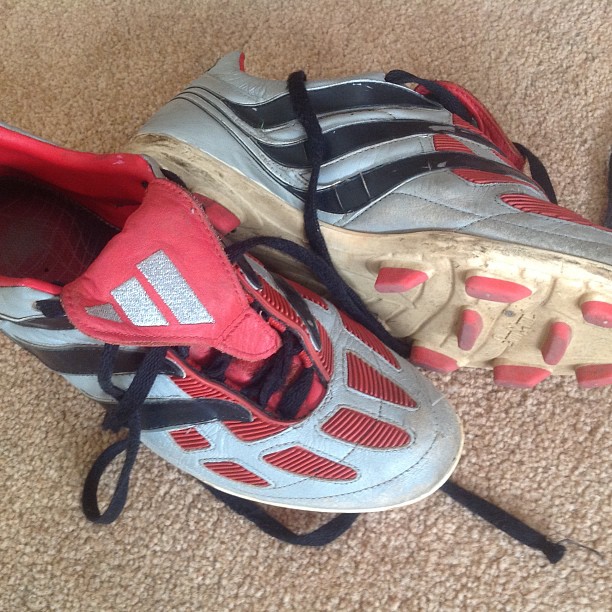 The return of Adidas Predator worn by Del in Euro 2000. Still in good condition @adidas