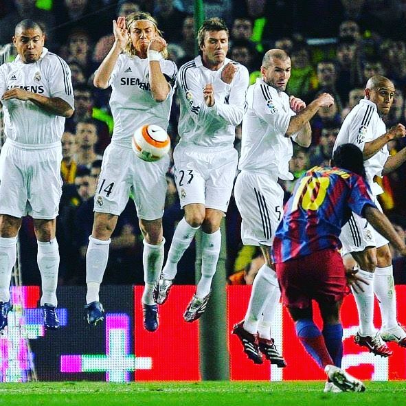 Once upon a time in Real Madrid #realmadrid #galacticos #Legends #missthedays #epic #soccer #spanishlaliga #Beckham #zidane #ronaldo #robertocarlos #guti #musseeve #ronaldinho