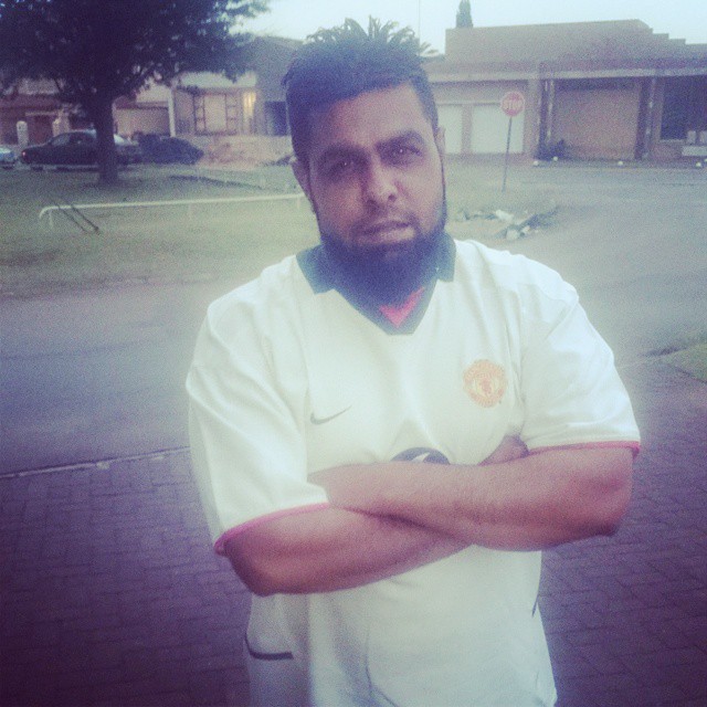 Got a call from this man to get him a UNITED TOP with Champions printed at the back.....then u know.....he said DID you see the UNITED MIDFIELD. When u Get a special call from MAMOO then u know the MANCS are serious #man united #our carlitos Tevez #Wheres rashid cassims Wahee now @zakloonat @mr_loonat @mohammed_loonat @ahmad_nalla @fuzzymayet