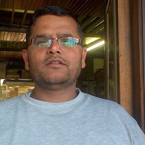 Local Fordsburg lads blast Ishant Sharma after India defeat #Abdus Samad. #Kentucky Milk Bar