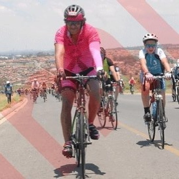 94.7 climbing up Malibongwe. The Pink Journey