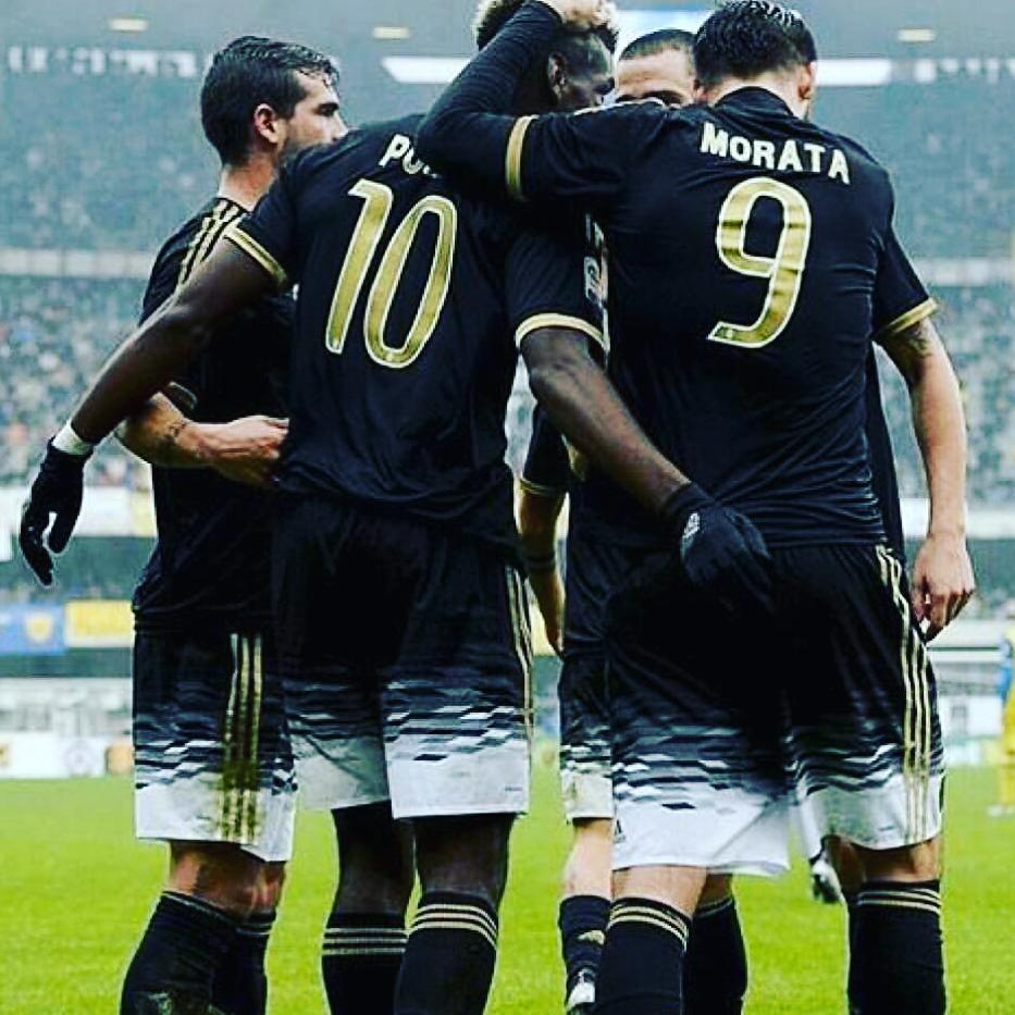 Forza Juve Juventus 4 Chievo 0. Thats 12 on the trot now. More on the blog #juventus #forzajuve #forzajuventus #chievo