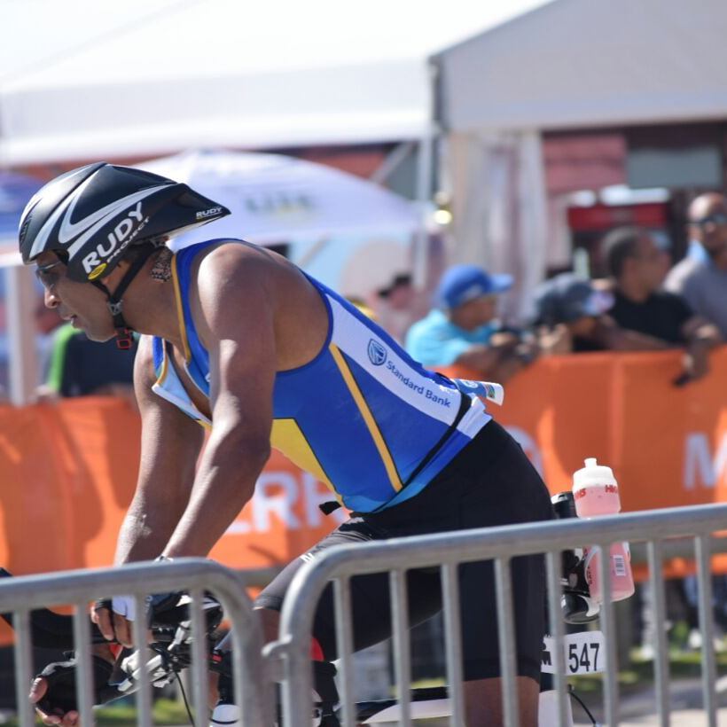 Nadi Khan heading into transition for the Run.What a Boss. #portelizabeth #pe #ironman #ironmansa #ironman2016 #triathlete #triathlon #bike #run #swim #love #guts #glory #pain pic by @staceycoconas