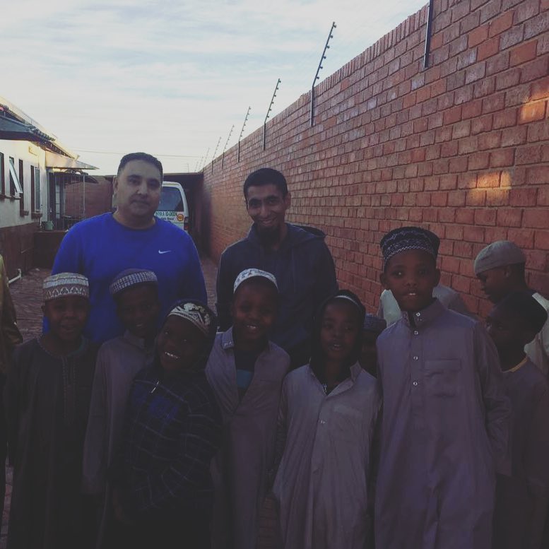 Swoosh0018 Operation Cotchcow underway. Great stuff @ Al Badr Boys orphanage in Lenasia. Ramadan Feeding program @moebhamjee123 @muhammedkaloo # swoosh0018charityfoundation