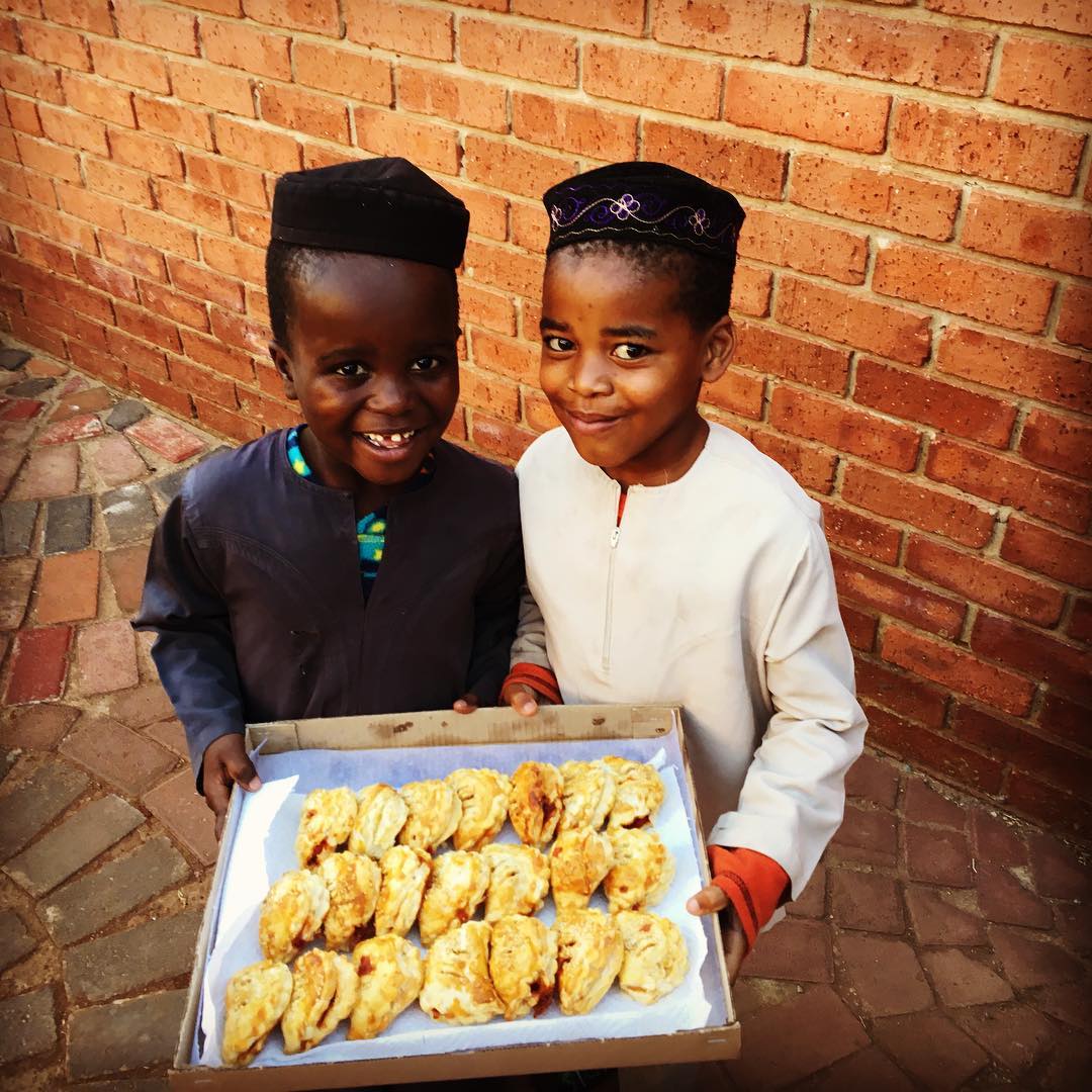 Operation Cotchcow . A special Thank You to my Savoury Team of Ladies. Spearheaded by @mary_bhamjee . For 9 years now we run like a Well Oiled Machine providing savouries to Boys and girls orphanages in Lenasia. What a Thing!  #ramadan