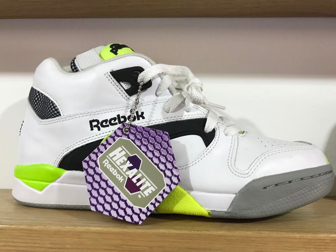 Look what I stumbled upon.Reebok Pumps worn by Michael Chang . Watta Thing #reebokpumps #reebok #vintagesneakers #michaelchang #missthosedays #vintage #sneakers #reebokhexalite