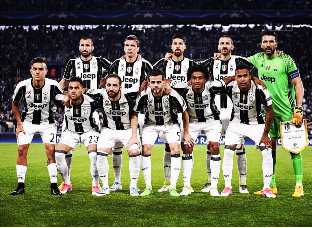 Chiellini,Manzookich, Ghadera, Bonucci, Buffon ,Sandro,Quadrado,Pjanic,Higuain,Alvez,Dybala #forzajuve #alwaysabiamconero #picoftheday #juventus #juve