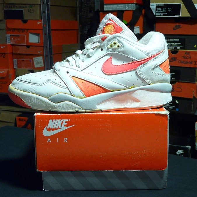 Welcome to the family. Air Tech Challenge Low #sneakeroftheday #sneakerhead #sneaker #nike #nike️ #airtechchallenge #nikeairtechchallenge #agassi