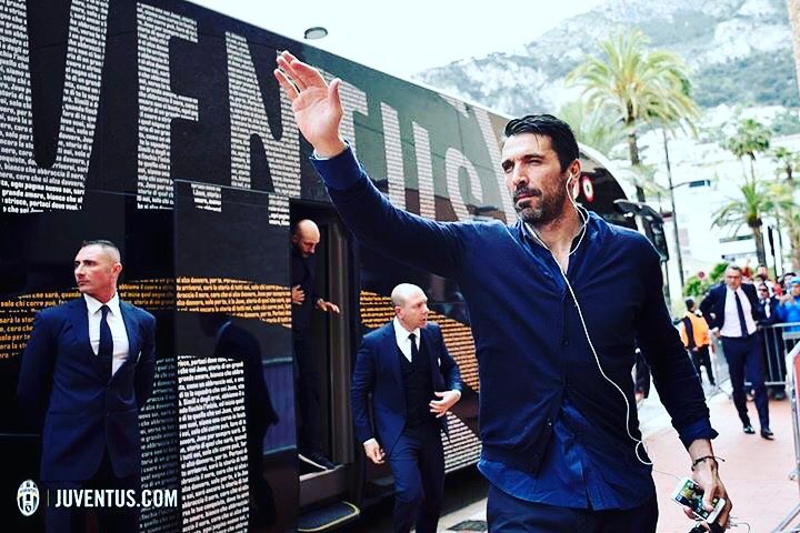 Calm before the Storm #picoftheday #juventus #buffon #juventusvsmonaco #uefachampionsleague  #forzajuve #bianconero #gigibuffon