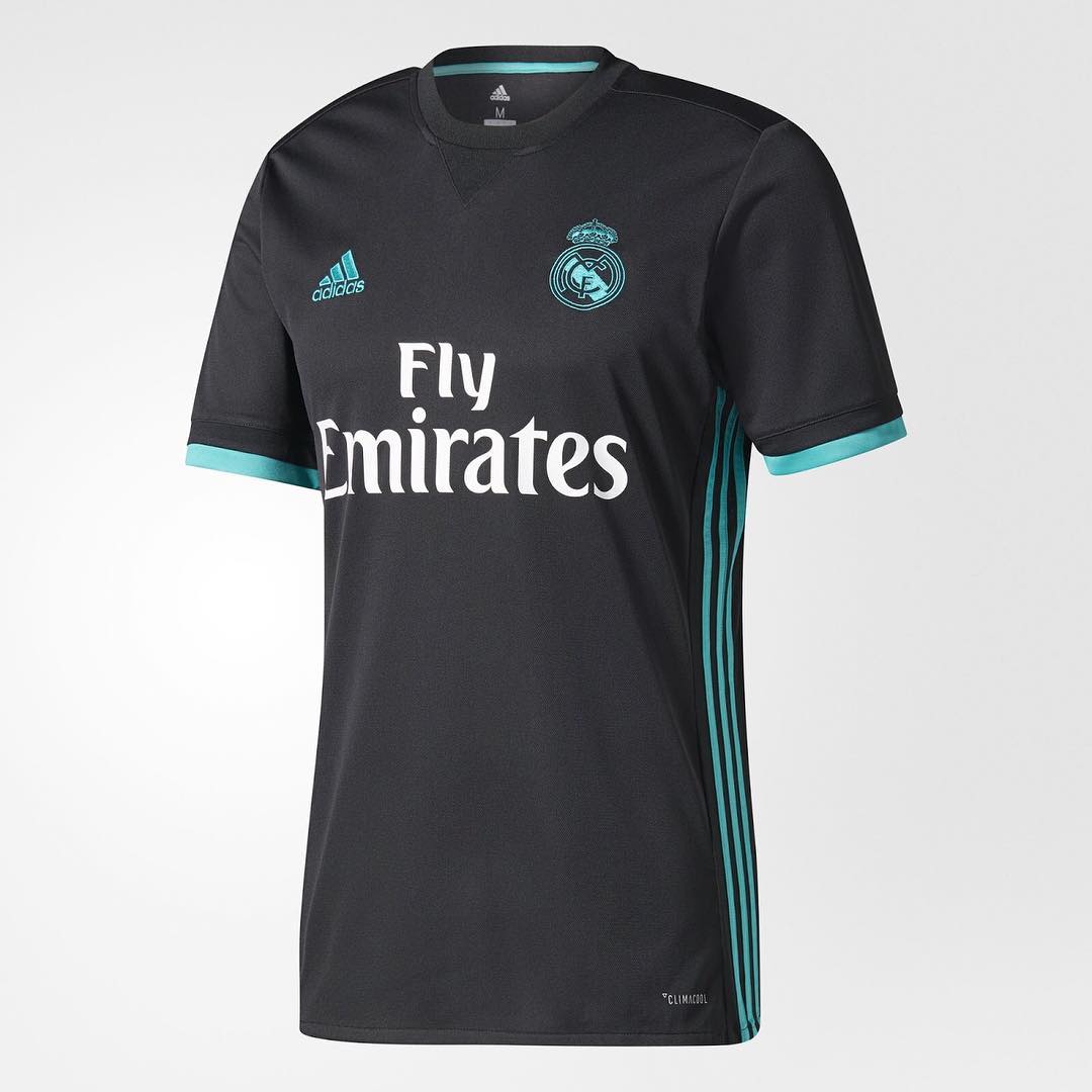 Real Madrid Away Jersey 2017/18. Your thoughts? #realmadrid #realmadridawaykit #realmadridawayjersey #madridkit #flyemirates #adidas #adidasfootball