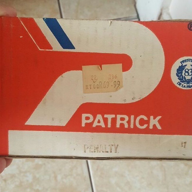 Platini was a Bozza in Euro 84. How many of you owned a Patrick back in the day. R70 for a top boot 🤪#patrick #platini #retro #retrofootball #footballboots #retrofootballboots #patrickplatinigrip