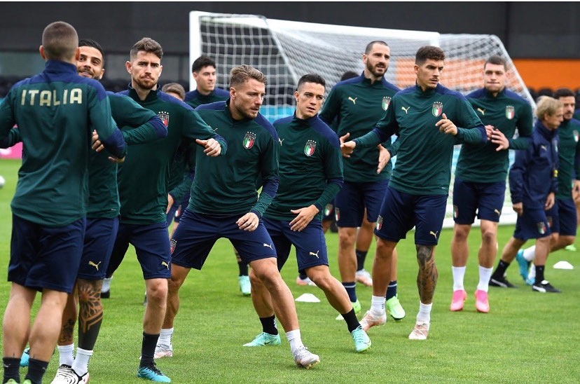 Calm before the Storm. Big one tonite. The Azzuri prepare for the semi final vs Spain at Wembley. What’s your predictionForza AzzuriThe Final awaits#forzaazzuri #italyvspain #italia #italianfans #euro2020