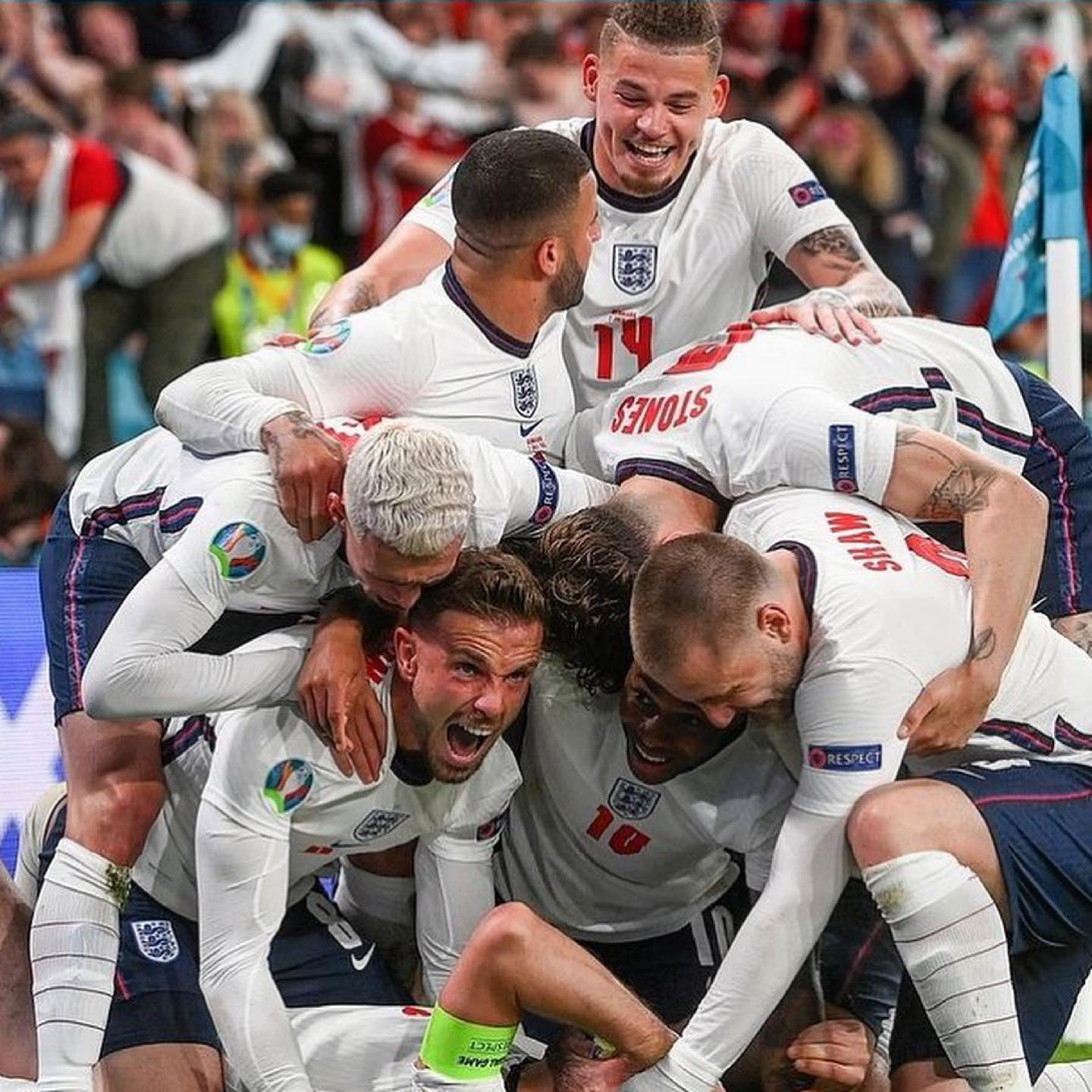 Now it’s Either Coming home or going to Rome. Musseeeeve final. Italy vs England at Wembley. Well played England. Despite Media full of criticism of the awarded England penalty the Three Lions were by far the superior team. Casper Schmeichel kept them in the game. The England changes were attacking and enough to see them home. For my England lads on swoosh0018. Come on Engeland. The Azzuri awaits #england #englandfans #englishfans #danishfans #denmark #euro2020 #englandvsdenmark #harrykane #kane #sterling #football #footballfans #threelions #itscominghome