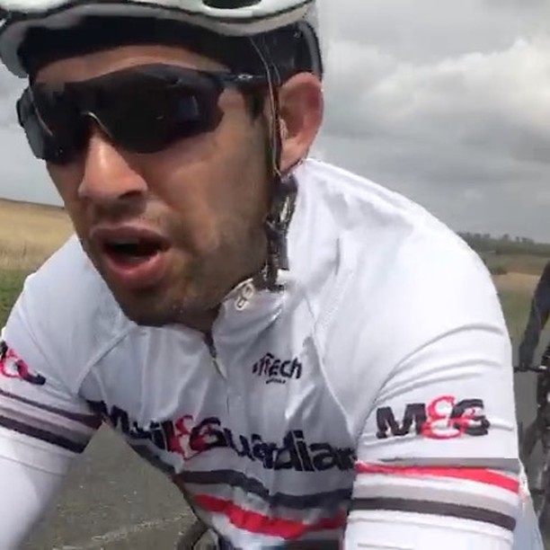 Day 3 of Tour De Durban with Team MNG. Pics to follow on the blog. Little Switzerland to Mooi river-124km #cycling #cyclinglife #cycle #mng #tourdedurban #jhbtodurban #bike #bikelife #muttoninthebeans @designinmotioncycles *video by @parukriaz