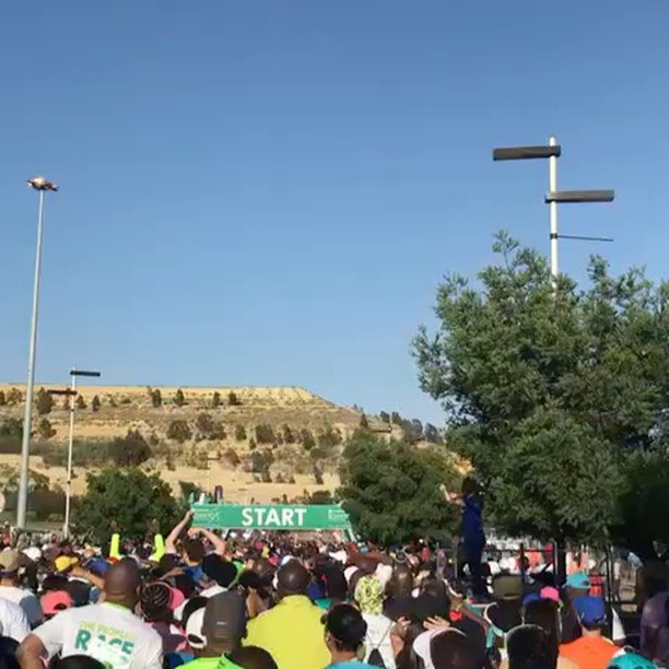 Action from the Old Mutual Soweto Marathon yesterday. 10km,21km and 42km #oldmutual #sowetomarathon #marathon #running #run #runsa #runner #runnersofinstagram #merkada