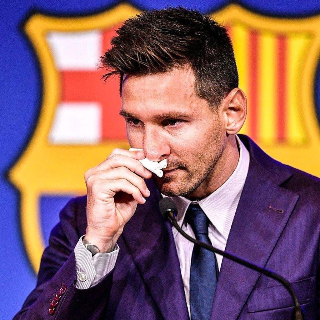 Never ever Thought I would see this image. Goodbye Leo & Bonjour in France. Still getting used to this.“Nothing Lasts Forerver”#messi #goodbyemessi