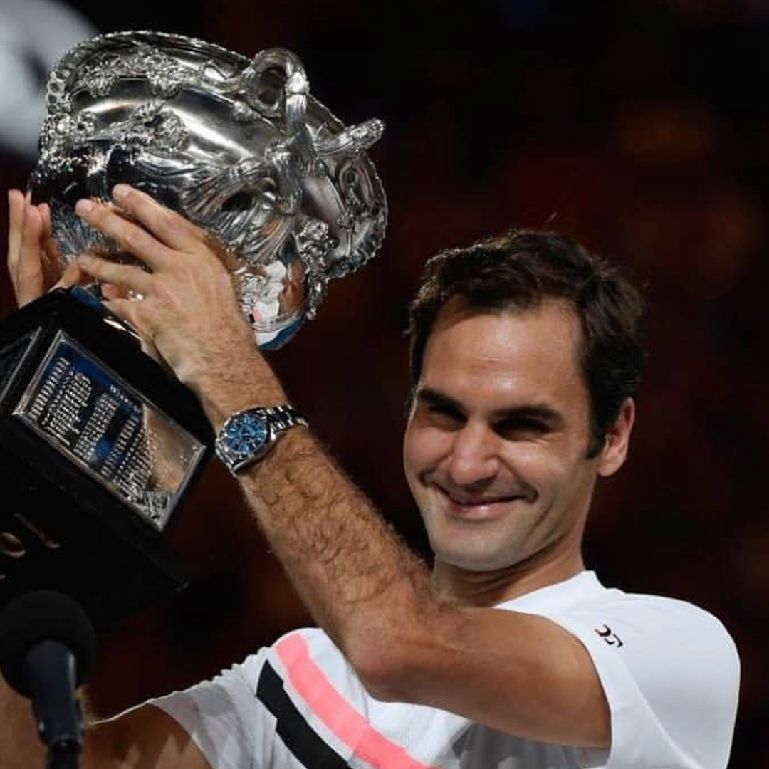 And it's Roger Federer that wins in 5 sets. Great Final. Watta Thing
