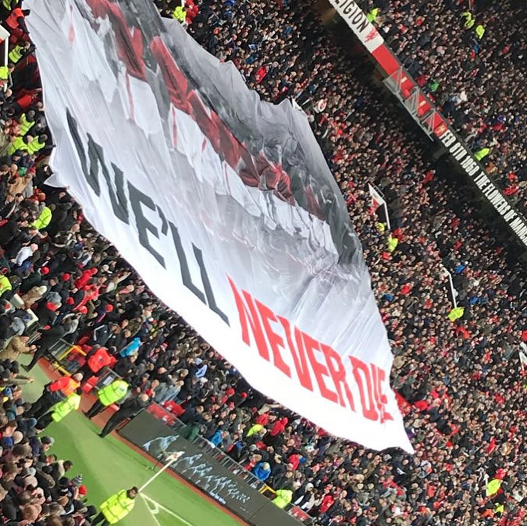 Man Utd vs Huddersfield. All the action and the Sanchez Penalty from F.R.A. (Fergies Red Army) cuzzies from the . Scroll. #manutd #manutdvshuddersfieldtown #sanchezpenalty #manutdgoals #OldTrafford