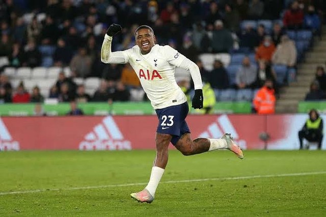 Just for the Spurs LADS , we’ll done Patson and them. One Samoosa on the house for me today @bayantzaheer . I haven’t named the Spurs Guys on my fingers for a while now. Patson,Bergson,Aslam Omar,Moca Cajee,Muneer for for life,Ahmed Choonz,Ahmed Patel….Is there more. Are you guys giving Conte the bucks. What an entertaining game. We’ll done COYS. In other results MANCS beat Brentford 3-1. CR7 was furious at being taken off. 3 points for Ralph