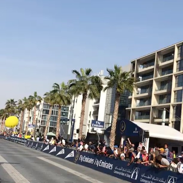 Action from The Dubai Tour by @shahidosmany #cycling #tourofdubai #dubaitour #cycle #cyclinglife #procycling #dubai #dubai️ #dubaicycling #emirates