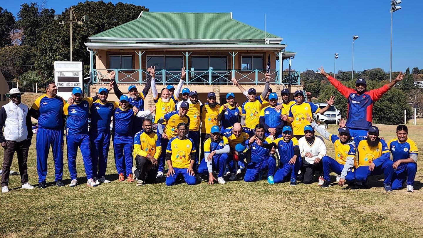 Well done to the Boys. Marks Park Vets. Final at the Bullring, Wanderers toMorow at 2pm. Musseeeve final vs Lenz. #diadorajozicup #cricket