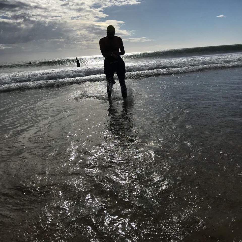 Triathlete entering the Ocean at Hoby Beach Port Elizabeth makes our pic of the Day. 2 Days to IronMan SA 2018 @imsouthafrica @ironmantri @trianyone#ironman #ironmansa #triathlete #triathlon #swim #bike #run #hobybeach #portelizabeth #triathlonlifestyle #triathlonworld