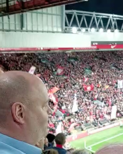 Action from Liverpool vs Leeds last night by Jose the Red. Thanks Jose for the Footage #YNWA #lfc #lfcfans #redmenfromsa #liverpoolvsleeds #liverpoolfans #anfield #thisisanfield