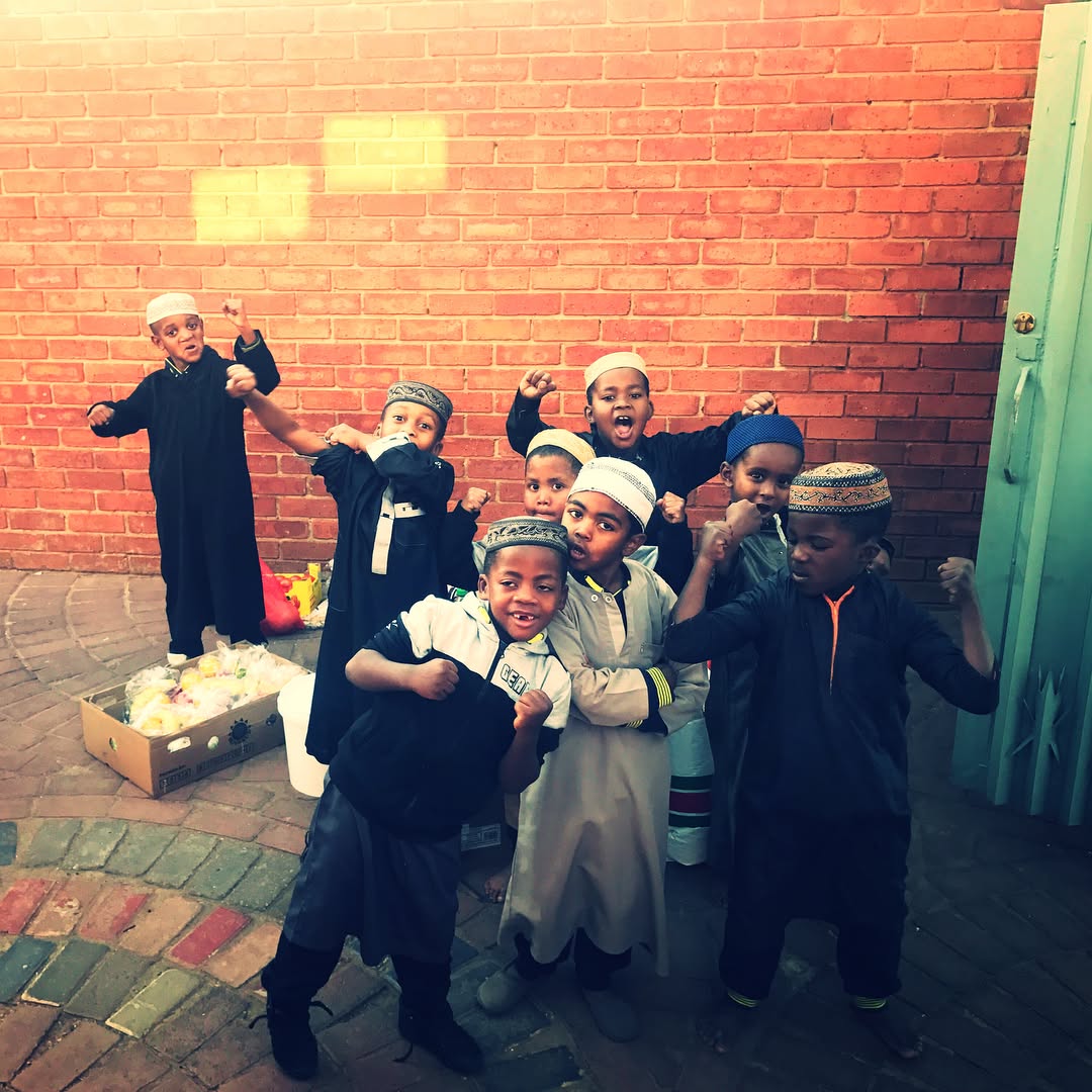 Operation COTCHCOW and Swooshing it up with @feed_sa. Great work by the team as we conclude Week 2. A special Thank You to our Savoury and Iftaar team @mary_bhamjee #swoosh0018charityfoundtion