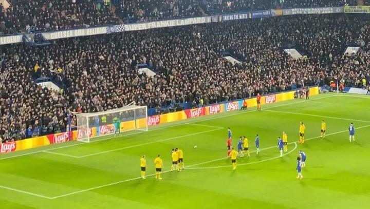 Good win for Chelsea last night at Stamford bridge to advance to the Quarter finals of the Champions League. Benefica ran riot against Club Brugge to advance as well. Man on the scene at the Bridge was Mocca Cajee#chelseavsdortmund #chelseafans #stamfordbridge #uefachampionsleague #dortmundfans