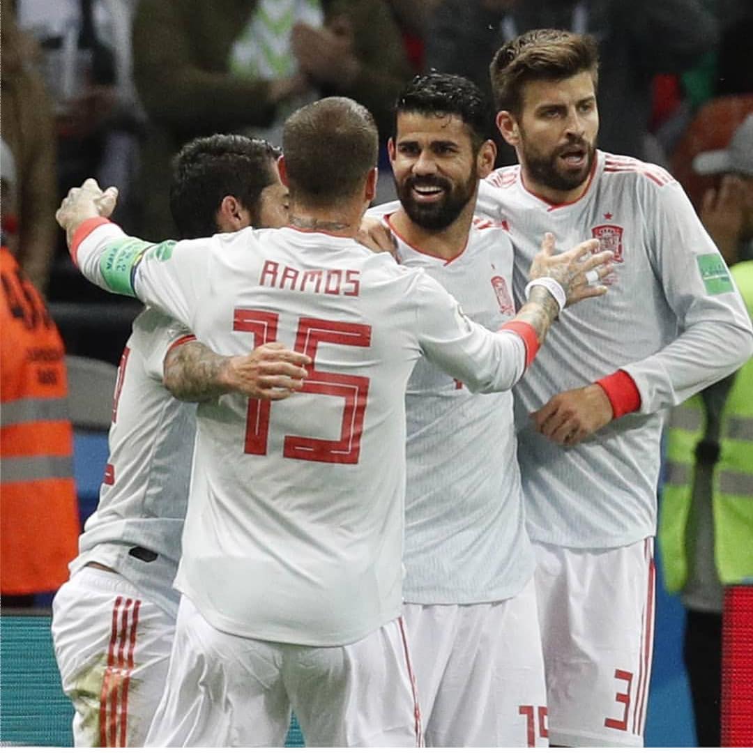 Spain  1 Iran 🇮🇷 0. Iran are not out. All to play for in Group B as Spain snatch a 1-0 win. #spainvsiran #russia2018 #fifaworldcup #fifaworldcup2018 #spain #iran #diegocosta