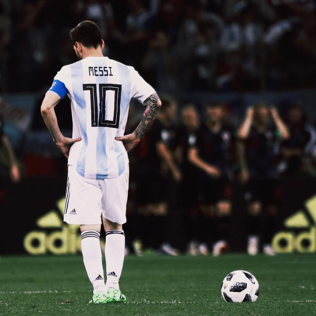 Don't Cry for me Argentina. Argentina 🇦🇷 0 Croatia 🇭🇷 3. Poor display, Shocking error. So much Quality and Poor Coach. Modric class and this Croatian team is Strong. Your thoughts on the game? #Argentinavscroatia #russia2018