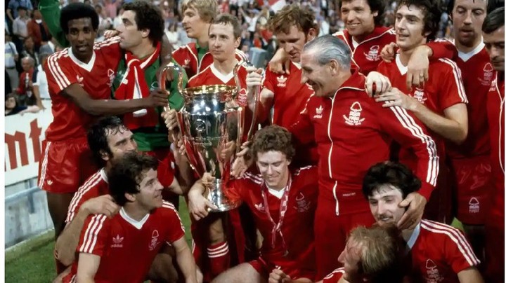 I remember the day myself and Yusuf Bhamjee (SportsWorld) met Viv Anderson here in SA. I went to him and said Please I want your autograph for my Oom @zahiermayet One of the die hard Forest fans along with Moosa Areff @areffx I know. I remember seeing Shoot Mags and posters and match programs woth Forest as European Champions. Names like Archie Gemmil, Shilton, Frank Clark, Viv Anderson, Tony Woodcock, Marton O Neil, Gary Birtles,Trevor Francis, Neil Web,Davenpoort, Roy Keane and ofcourse Brain Clough. Forest survive the drop and Well done to the Oom and Co. Its been a stressfull few months for the Forest Lads.Also Well done to Die hard Villa Man @reza_bodiat for a superb season. The Villains have been superb of late. Heres some throwback pics for you lads. Enjoy the up coming season#nottsforest @nottinghamforest #forestfans #astonvilla @villafans #villains