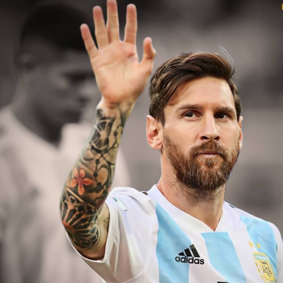 Don't cry for me Argentina. Messi and Co and the Juvey Duo who we hardly seen now out to the French. How can you not start with Aguero and give Dybala minimal playing time. This coach f$&led the Argies Up. Do you agree? Well done to France and Mbappe #francevsargentina #argentina #messi #france #argentinafans #whynodybala #fifaworldcup2018 #russia2018