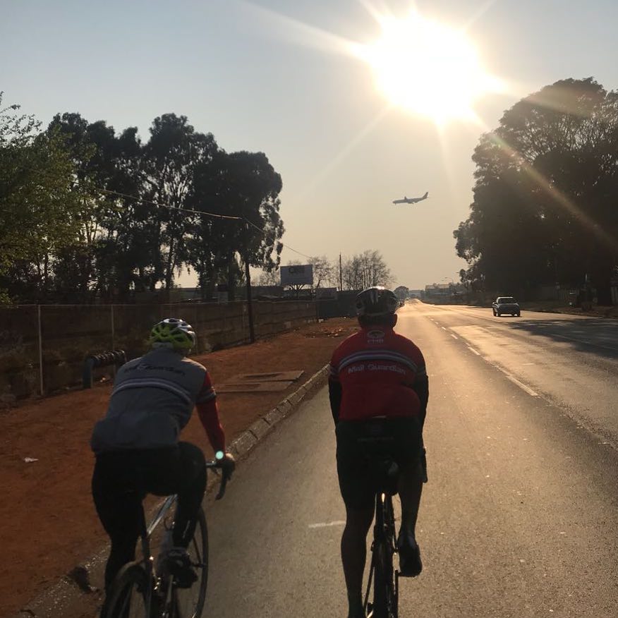 Morning cycle by JHB team MNG on the airport route makes our pic of the day #cycle #cycling #ride #jhbmornings #cyclinglife #teammng