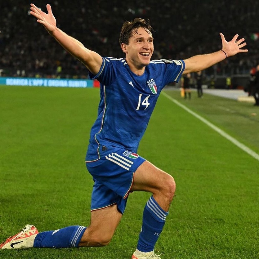 Italy 5 North Macedonia 2. Good win for Italy and now it’s the crunch tie to qualify vs Ukraine. A Chiesa double helped Italy to victory. Good wins for England and Denmark last night. In South America. Argentina lost to Uruguay.