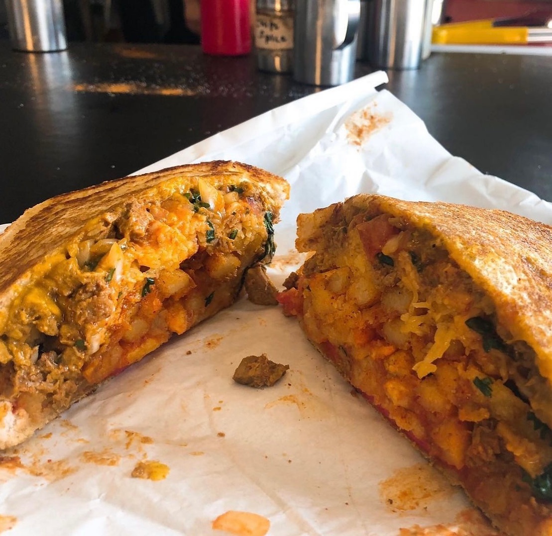 Mariam special to open the account @akhalwayas_bree ️Steak,salsa,French polony,cheese, chips and a special bland of sauces