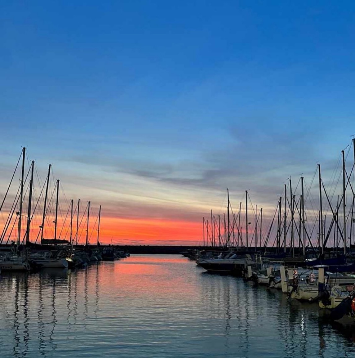🇿🇦 Sunset at Club Mykonos in Langebaan, Western Cape#sunset #sunsets #sunsetlovers #clubmykonos #clubmykonoslangebaan #travel #pimtravel #travelinmotion