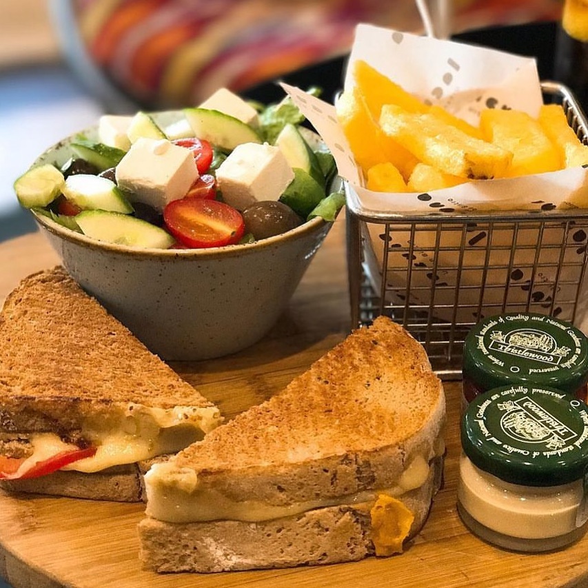 Toasted Cheese & Tomato at the @southernsunhotels. Nothing like a hotel toasted cheese 🧀