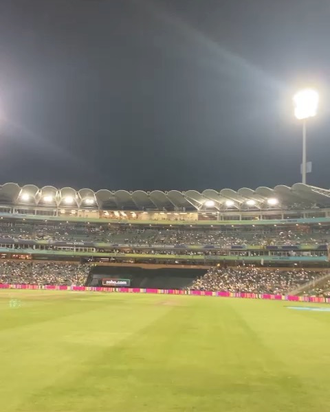 JHB Super Kings vs Durban Super Giants at the Wanderers . SA20 2nd Qualifier. Our man on the scene was @eyahmed