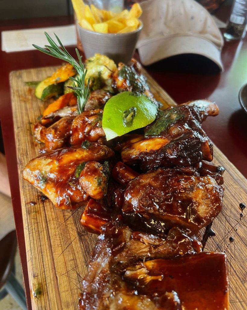 Ribs and wings combo At @nouveau_coffeeandgrill in Century City, Cape Town #halaal