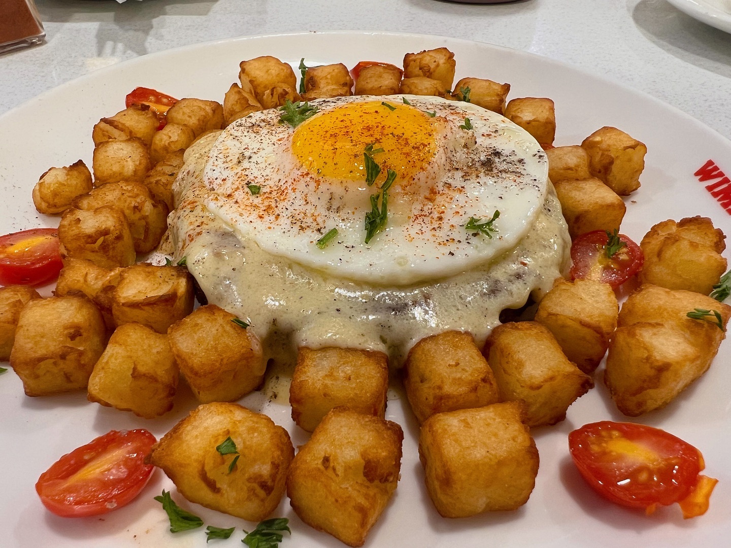 Mushroom Hash brekkie at @wimpykillarney 1 egg on a spinach and chickpea patty with mushroom sauce, grilled hashbrown cubes and grilled cherry tomatos. New on the Menu #HalaalHave you tried this yet