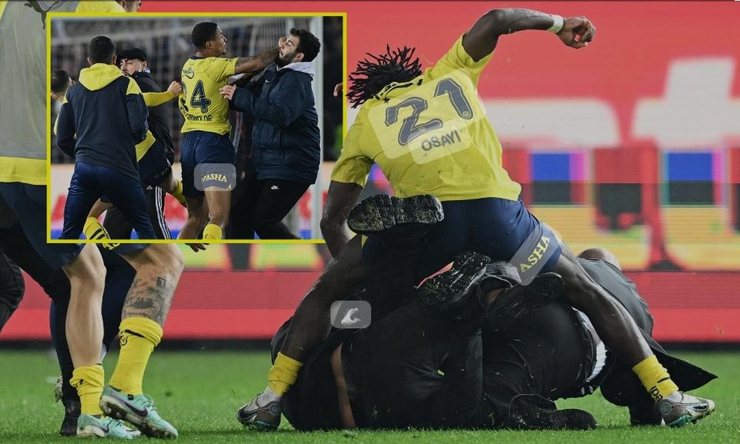 Crazy Scenes in Turkey. Trabaonspor fans storm the pitch and attack Fenebache players. Whats your thoughts?