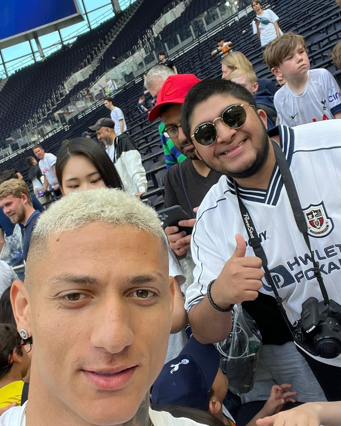 Spurs vs Burnley, April 2024 by @cassim_omar . Spurs won 2-1. Can they do the business tonite vs Citeh