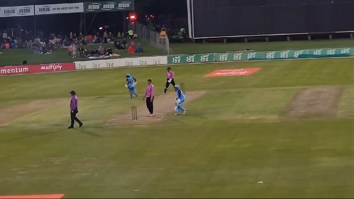 Sitting with @iamabdulmanack and watching @being_imimanack at Supersport Park, Centurion. The lad has been bowling well. Well done Boy as Blikkiea would have said #paarlrocks #sat20 #t20 #cricket #sacricket